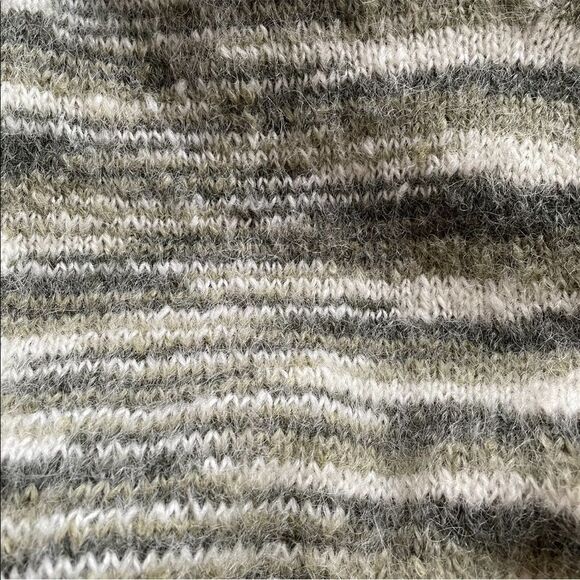 HAND KNIT Mohair Wool V-Neck Sweater Green Cream S - Picture 6 of 6